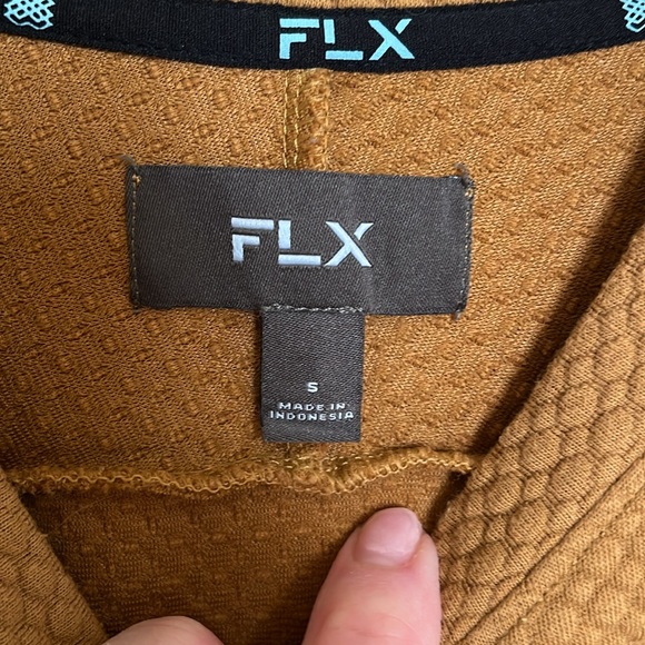 Textured pullover - Picture 2 of 4